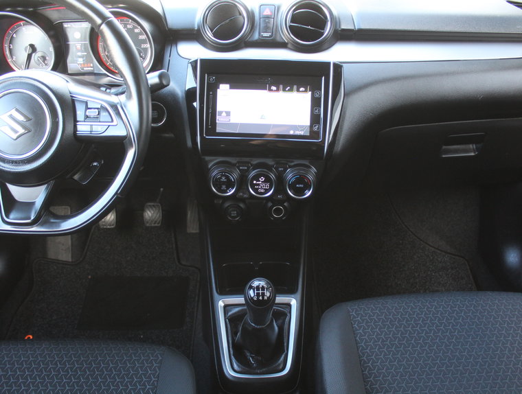 Vehicle Image 38