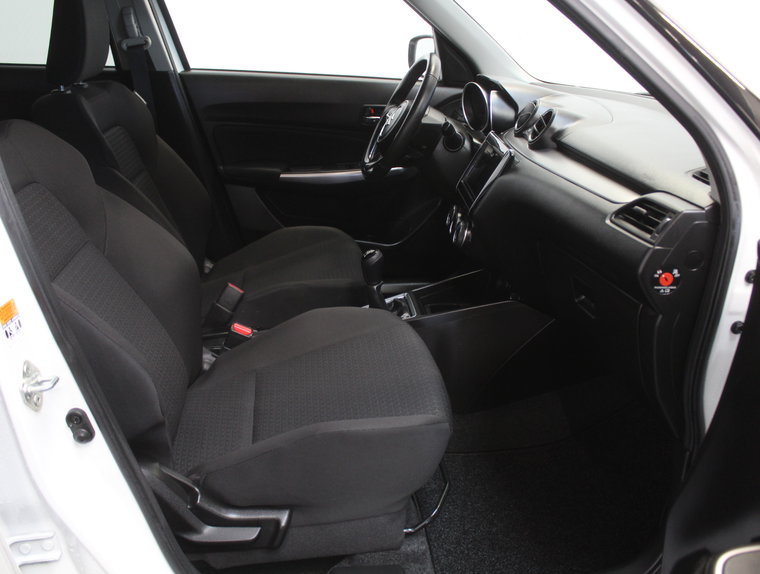 Vehicle Image 40