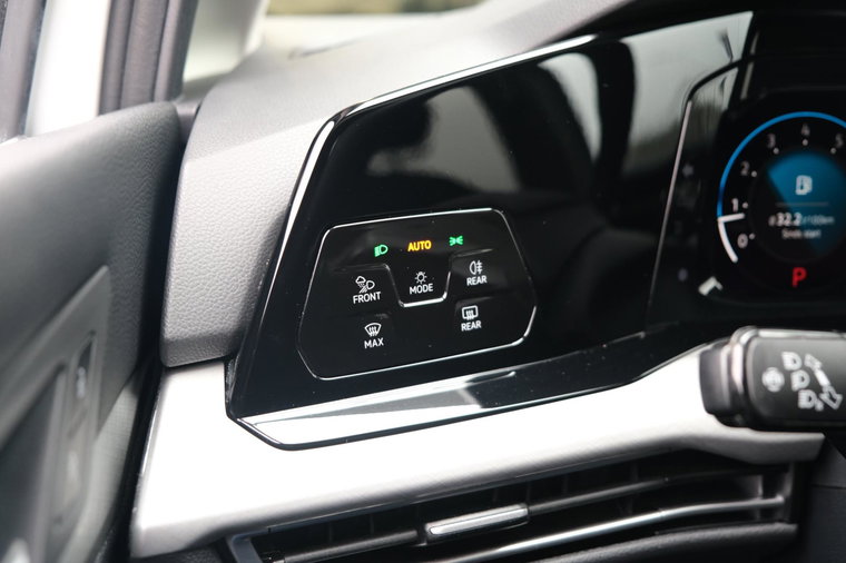 Vehicle Image 36