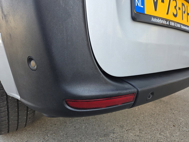 Vehicle Image 33