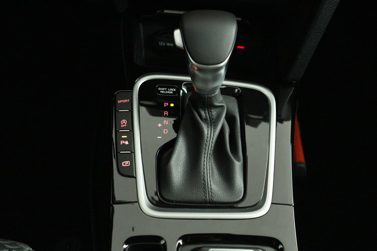 Vehicle Image 29