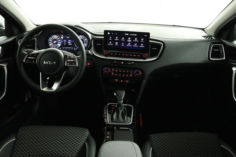 Vehicle Image 38