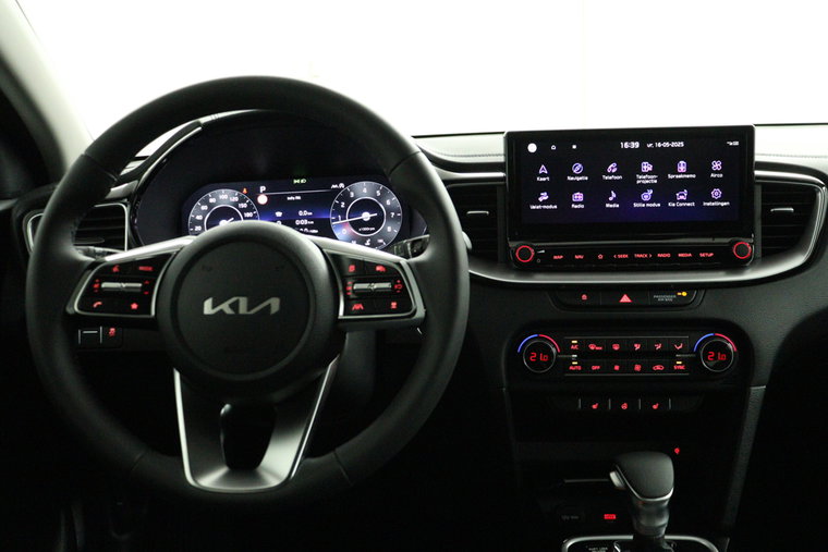 Vehicle Image 39