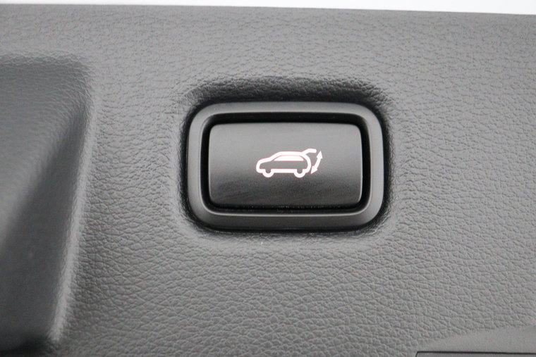 Vehicle Image 42