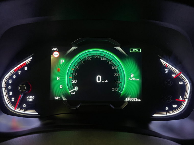 Vehicle Image 12