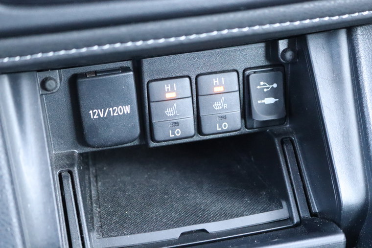 Vehicle Image 23