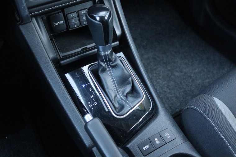 Vehicle Image 24
