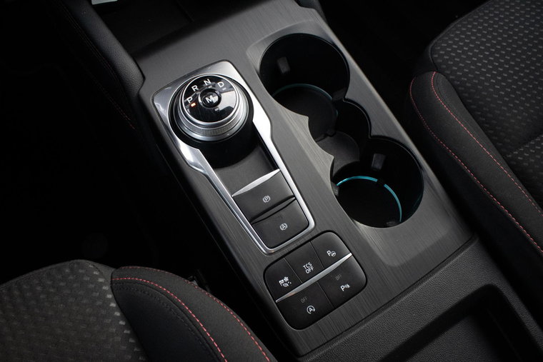 Vehicle Image 25