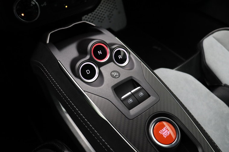 Vehicle Image 24