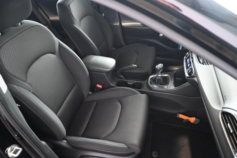 Vehicle Image 18