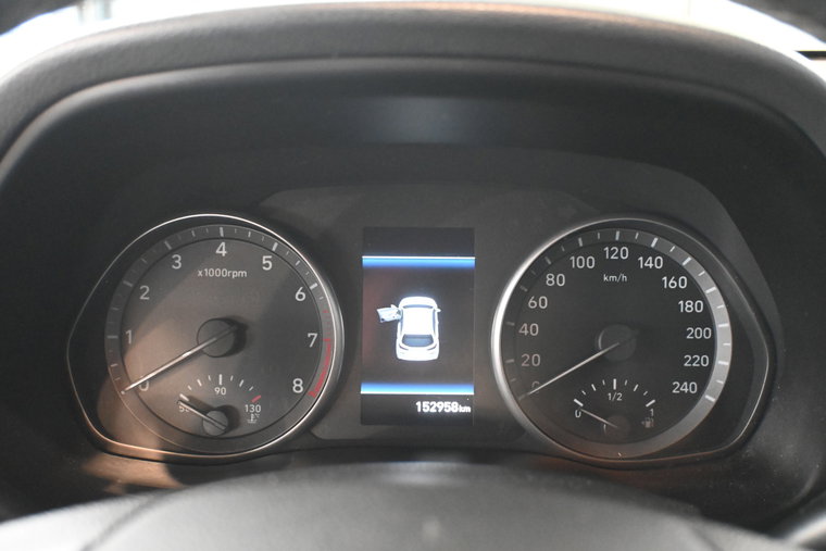 Vehicle Image 23