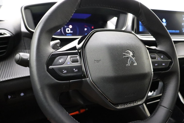 Vehicle Image 29