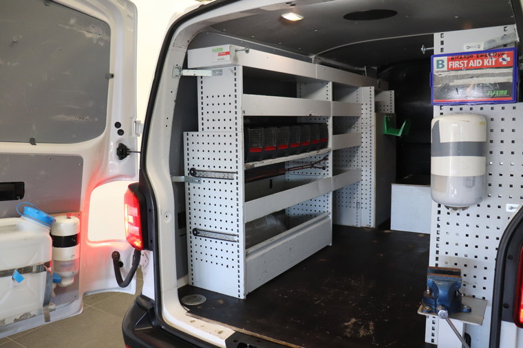 Vehicle Image 10