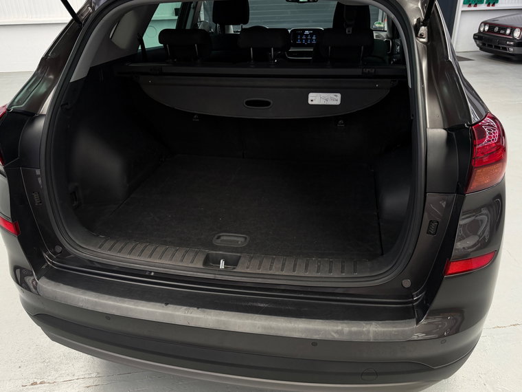 Vehicle Image 33
