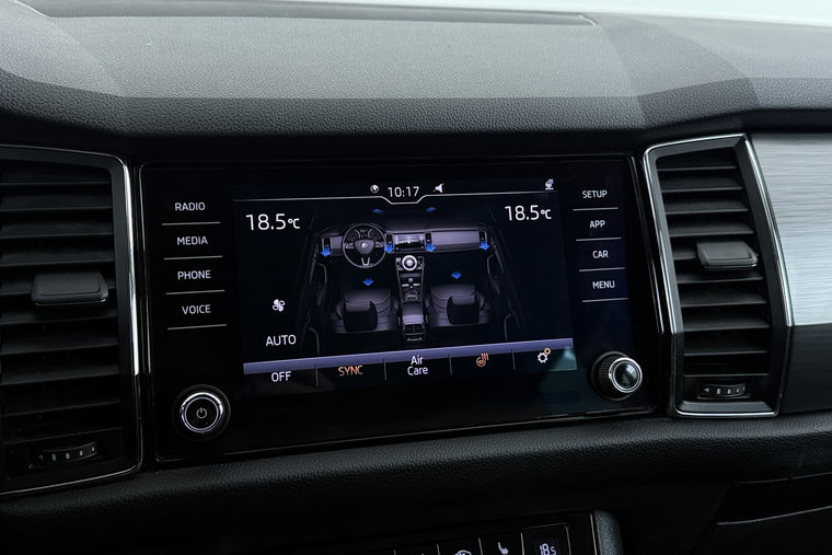 Vehicle Image 24