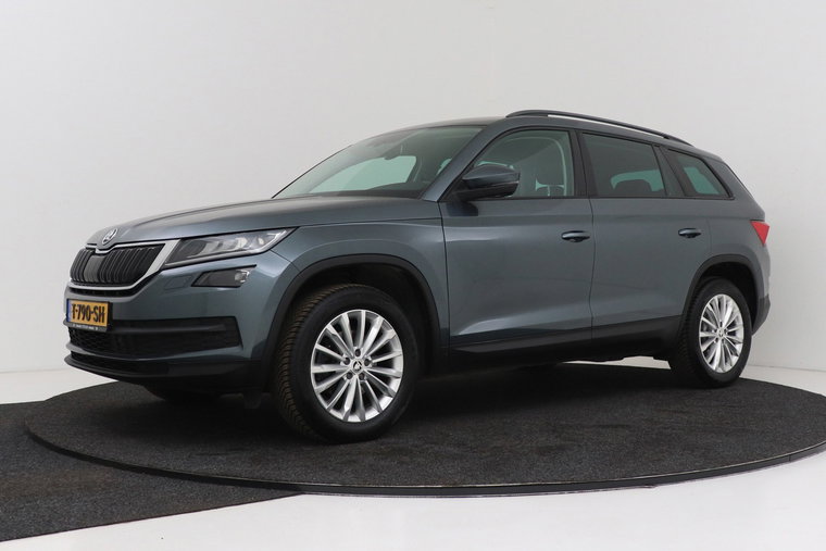 Vehicle Image 5