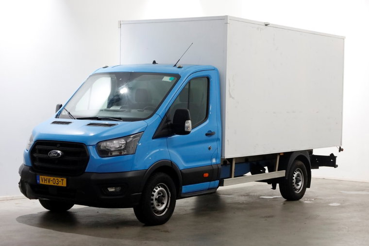 Vehicle Image 8