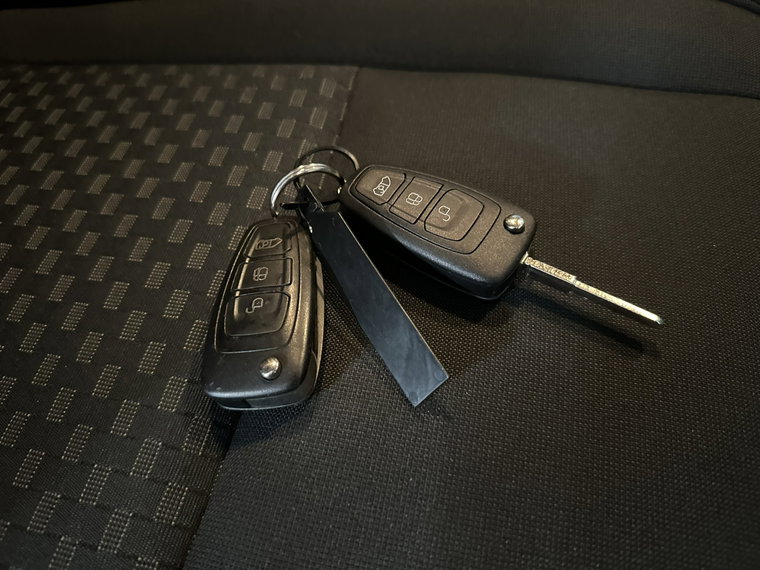 Vehicle Image 22