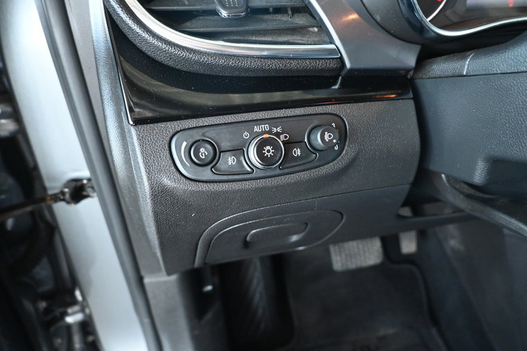 Vehicle Image 33