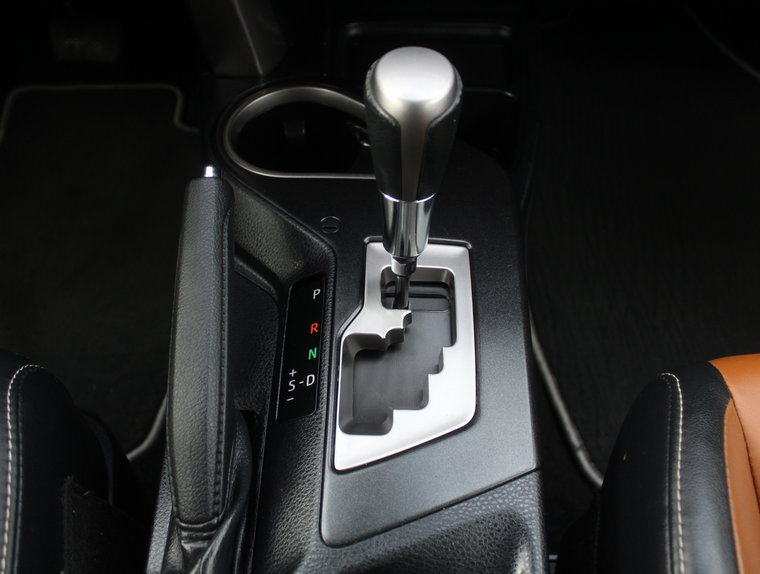 Vehicle Image 28