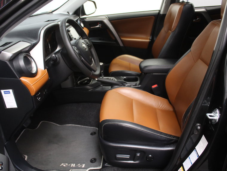 Vehicle Image 36