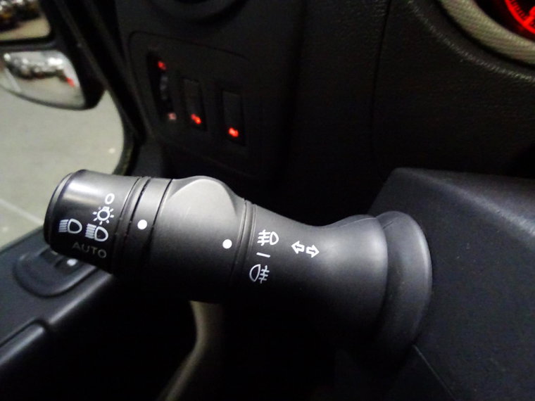 Vehicle Image 26