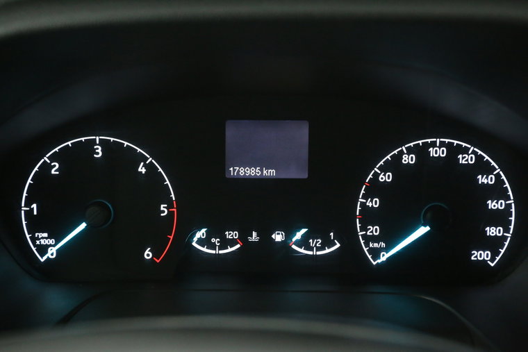 Vehicle Image 12