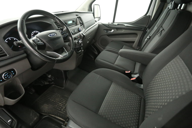 Vehicle Image 21