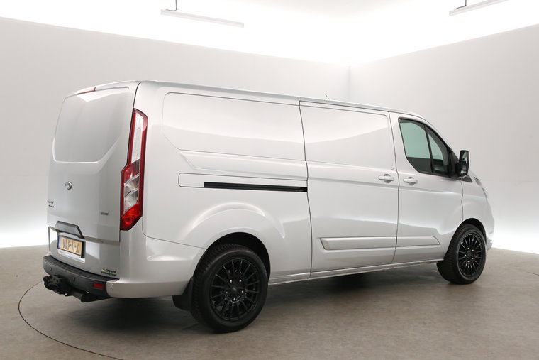 Vehicle Image 26