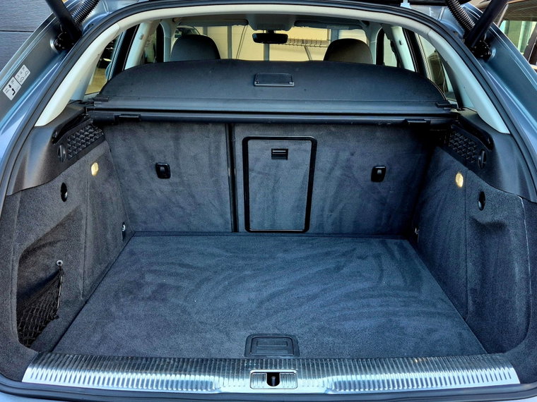 Vehicle Image 41