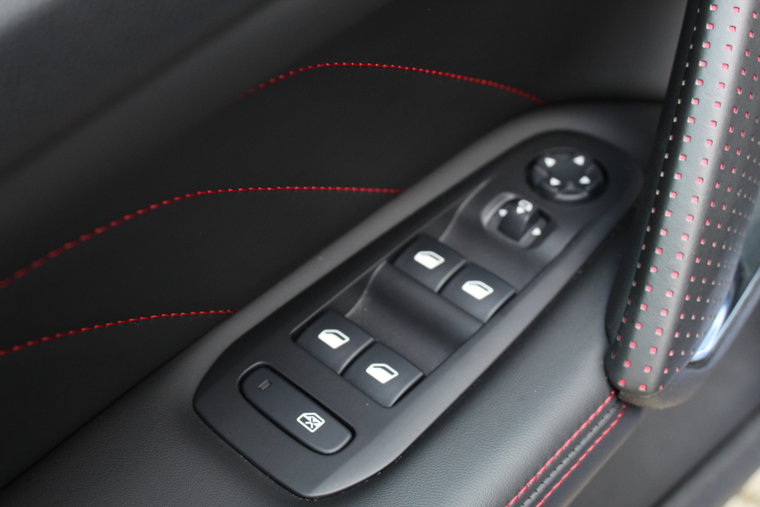 Vehicle Image 24