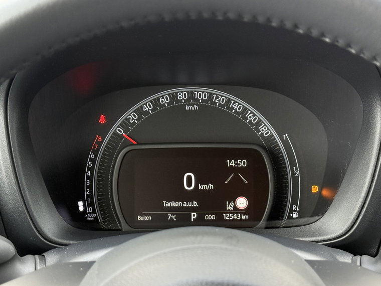 Vehicle Image 17
