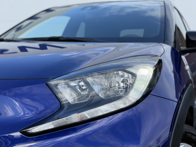 Vehicle Image 30