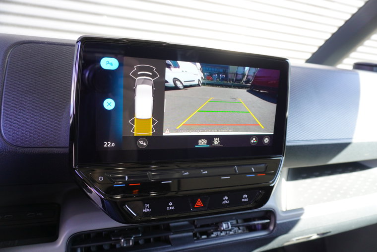 Vehicle Image 18