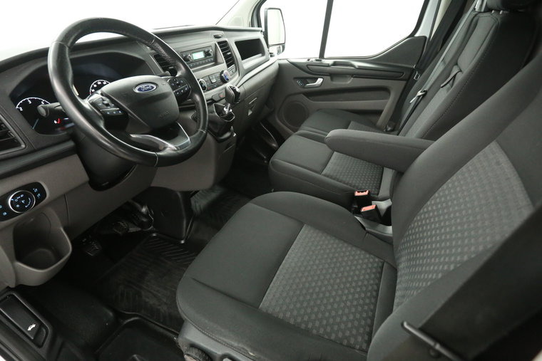 Vehicle Image 21