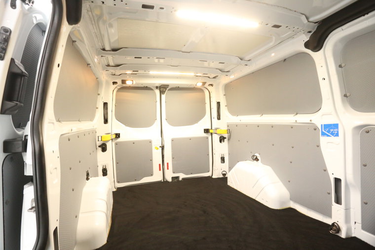 Vehicle Image 23