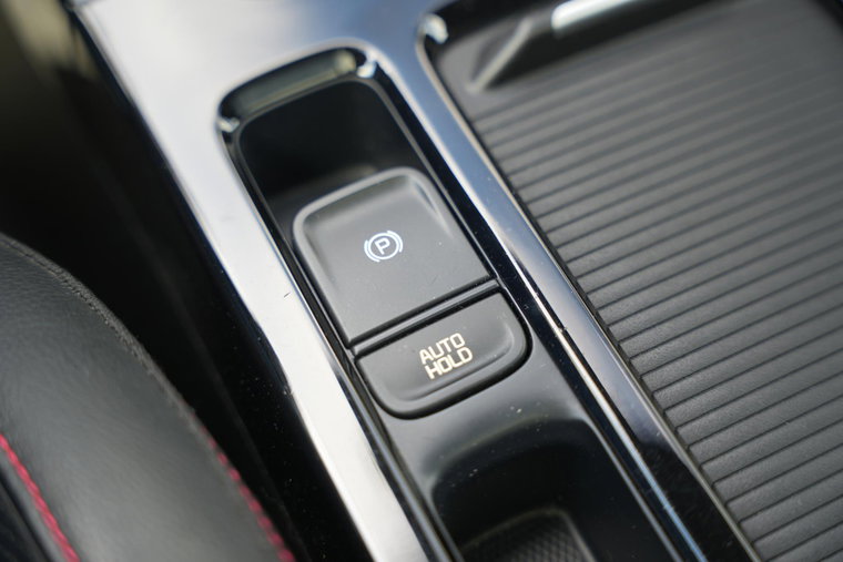 Vehicle Image 32
