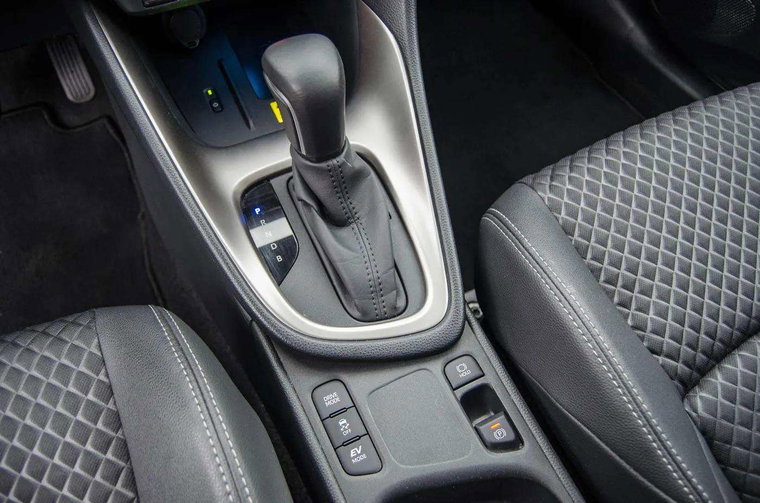 Vehicle Image 15