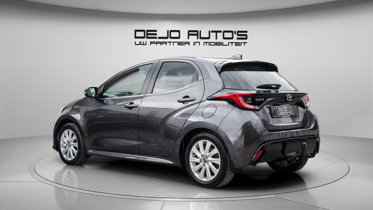 Vehicle Image 5