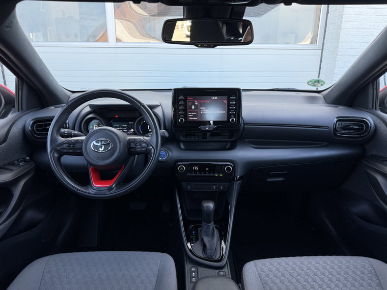 Vehicle Image 18