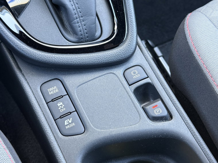 Vehicle Image 23