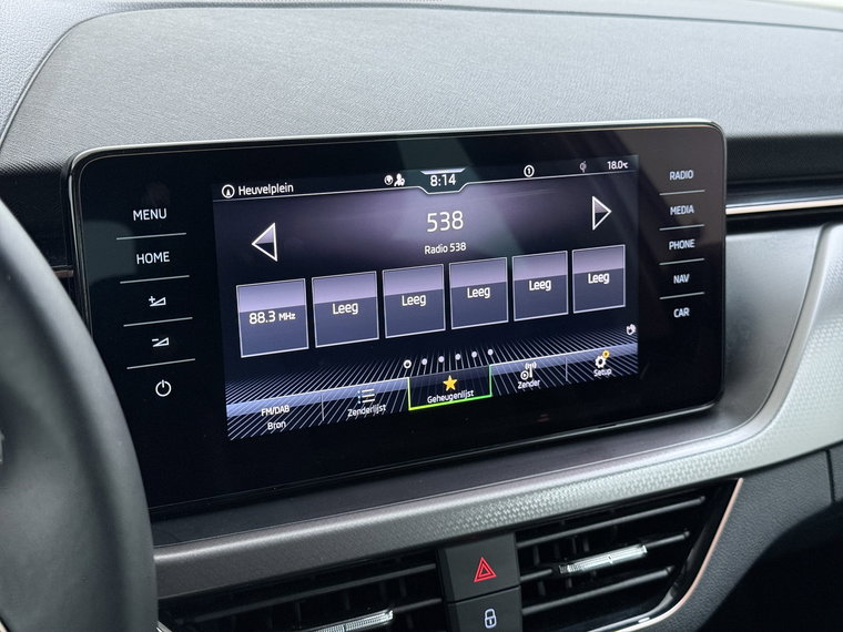 Vehicle Image 19