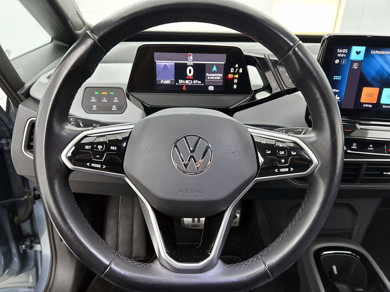 Vehicle Image 33