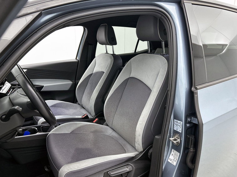 Vehicle Image 36