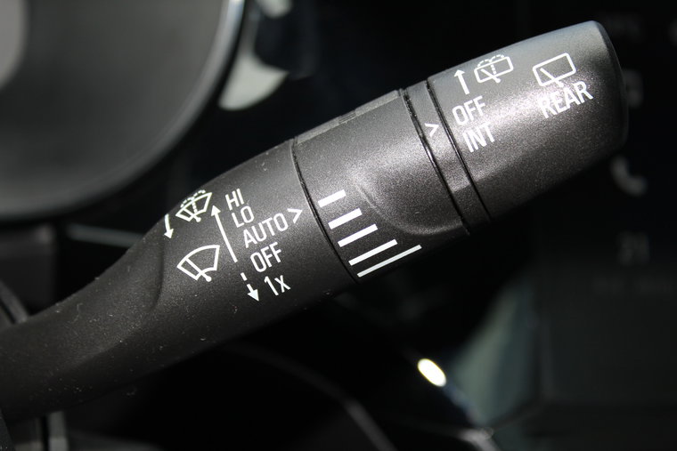 Vehicle Image 17