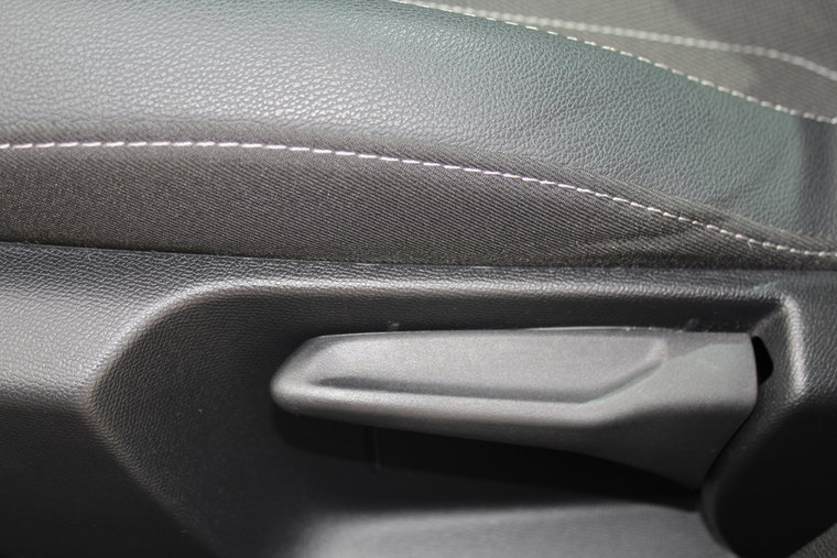 Vehicle Image 33