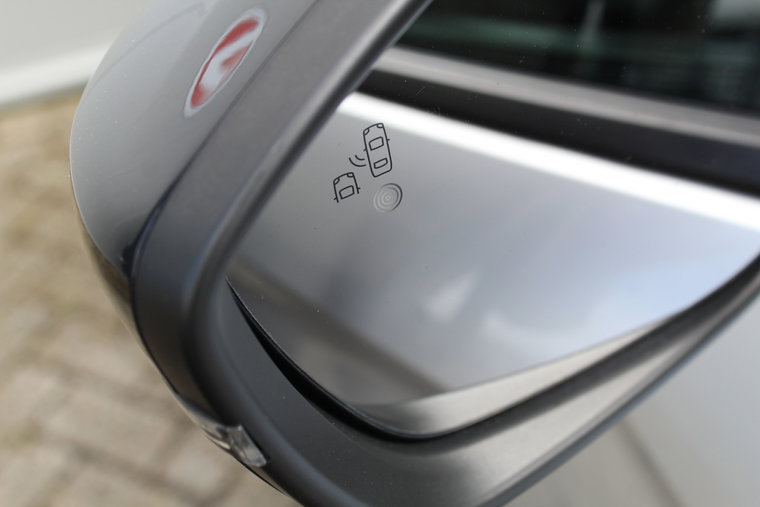 Vehicle Image 40