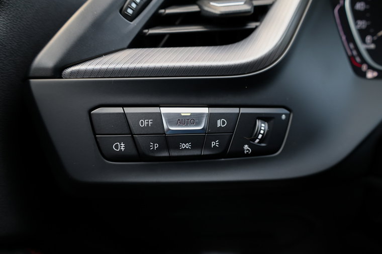Vehicle Image 27