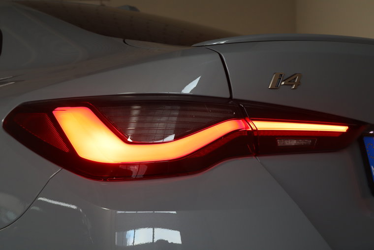 Vehicle Image 33