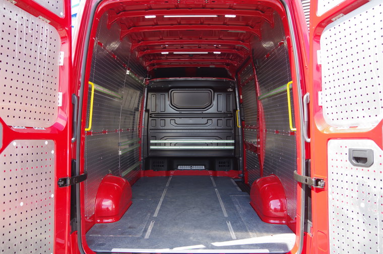 Vehicle Image 9